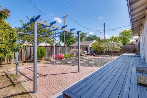 MJ Cozy 2B1B Duplex AC Walk to Shopping 1891