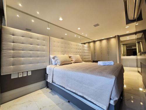 Duplex Penthouse at Holanda's Prime