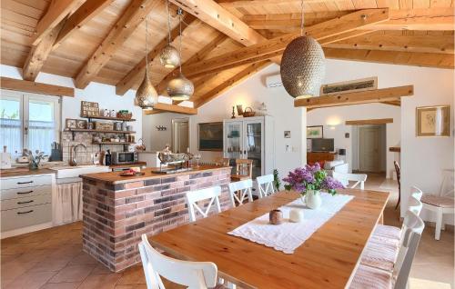 virtuve, Villa Lavanda Savicenta in Rojņici