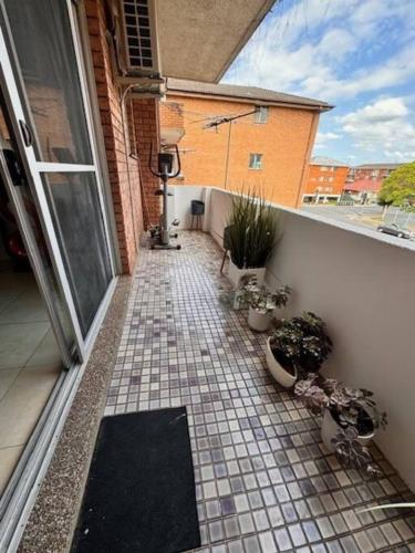 Alison's central apartment in Warwick Farm