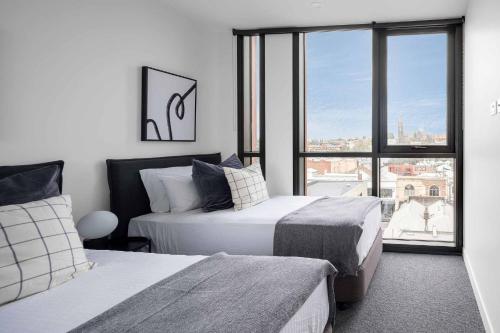 Two-Bedroom Apartment (Queen and 2 Singles) room in Richmond Apartments with Urban Rest