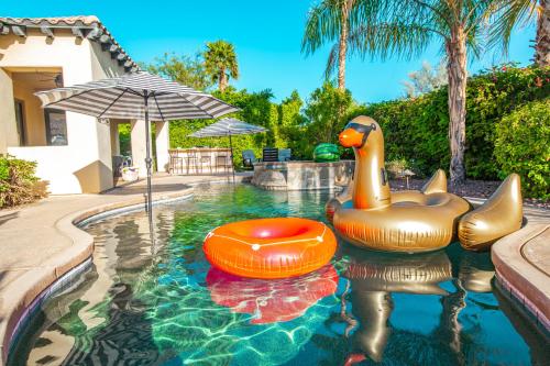 5BR Resort Style Entertainer w Pool Spa & BBQ in Indio, USA