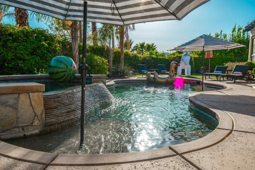5BR Resort Style Entertainer w Pool Spa & BBQ in Indio, USA