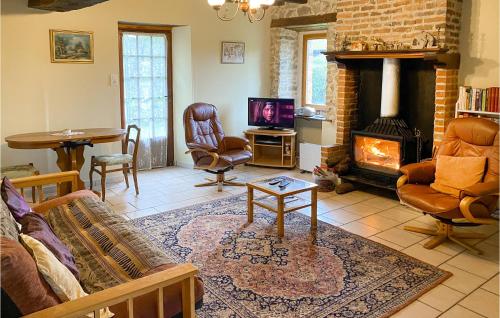 One-Bedroom Holiday Home