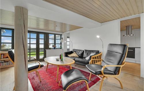  2 Bedroom Stunning Home In Kalvehave in Kalvehave