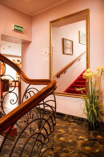 Renesance Hotel