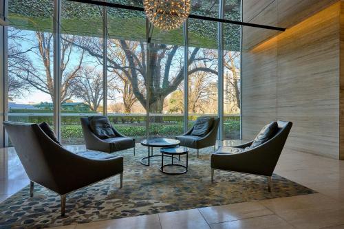 Lumina Bluewater Stay - Coastal Views & Tranquil Surroundings in St. Kilda Road
