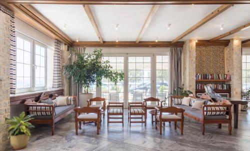 Lobby, Pal Beach in Pelekanos