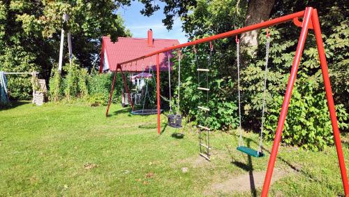 Játszótér, Viini puhkemaja in Kallaste (Saaremaa)