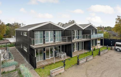  3 Bedroom Lovely Apartment In Slagelse in Slagelse