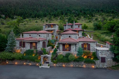 Ostra Menalon Luxury Suites - Vitina