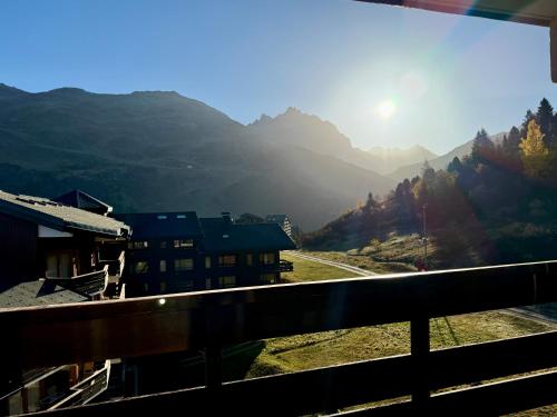 Méribel Mottaret F2 - 2 pièces - Pied des pistes avec vue - Parking, Les Allues