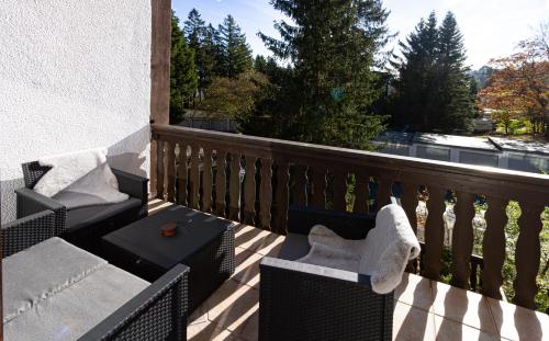 Balcony/terrace, Apartment Mountain - Ski & Bikepark - inkl Parkplatz - WaipuTV near Kronenrestaurant