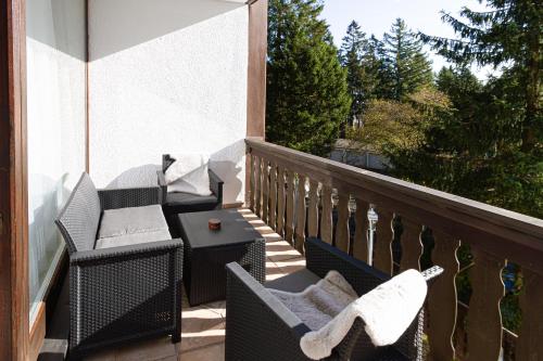 Balcony/terrace, Apartment Mountain - Ski & Bikepark - inkl Parkplatz - WaipuTV near Kronenrestaurant