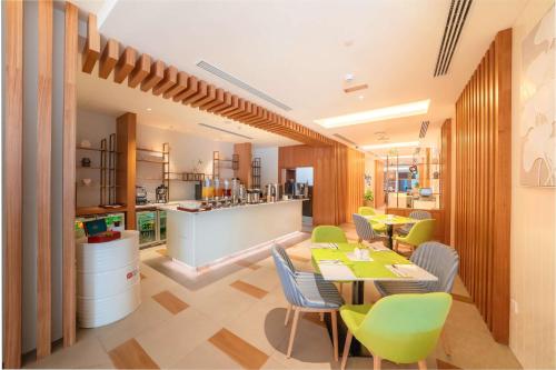 Hilton Garden inn Dubai Jumeirah, Dubai (Foto 9)