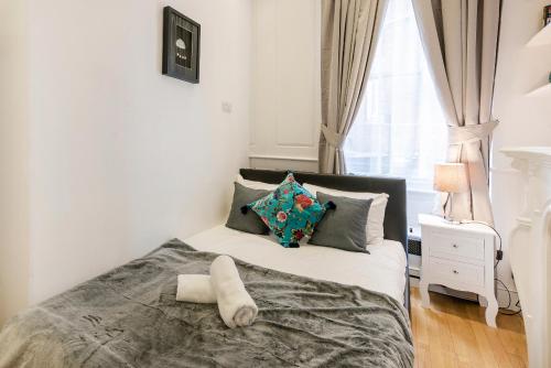 Covent Garden TownHouse Magical & Charming 8 rooms - image 10