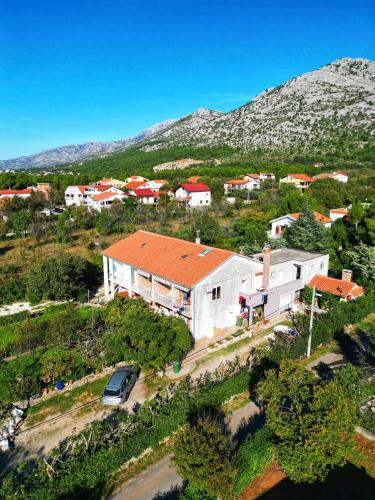 Apartments Lana - Location saisonnière - Starigrad-Paklenica