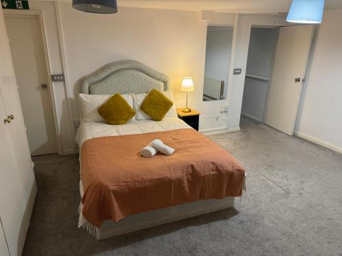 Modern En-Suite Rooms by Finsbury Park Station 8 mins to King's Cross by Tube, Londyn