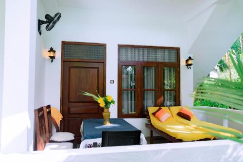 2 twin beds