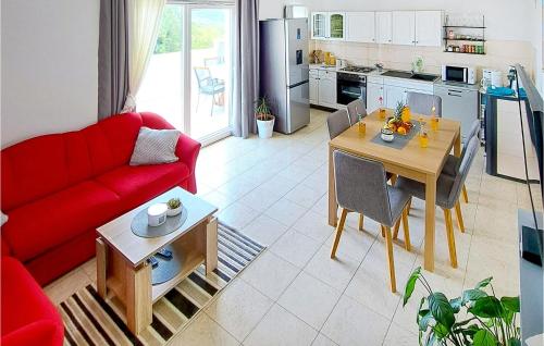 Beautiful Home In Blizina Gornja in Blizna Gornja