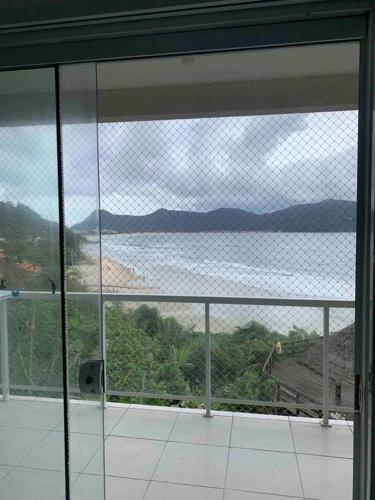 منظر, Casa na Praia da Solidão (Casa na Praia da Solidao) in Armacao