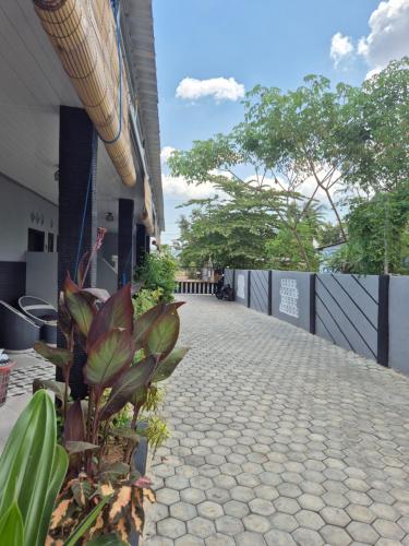 Juliana HomeStay in Dompu
