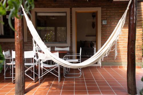 2 bedrooms, 5 beds