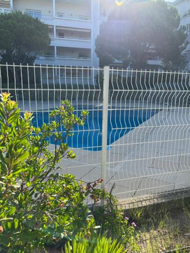 Swimming pool, Appartement T2, 55M2, meuble, piscine in Baumettes