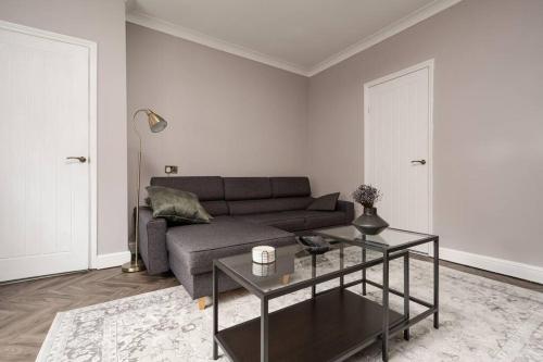 Three Bedroom House by Brookland Stays Serviced Accommodation Short Lets Manchester with Free WiFi, Manchester (fotografie 2)