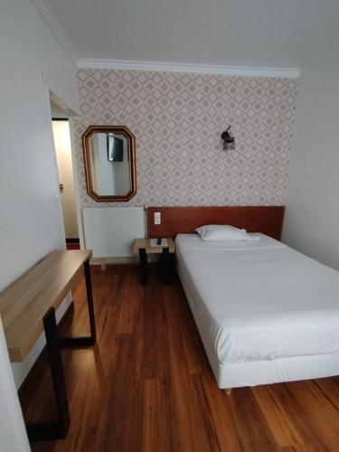 Hôtel Résidence Champerret - image 10