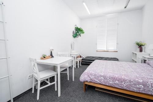 Master Corner Apartment - University & Park Area 5