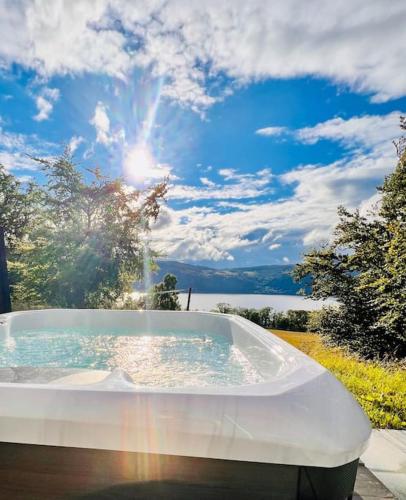 The Pod at Loch Ness Heights at Athbhinn, IV26TU in Дорес