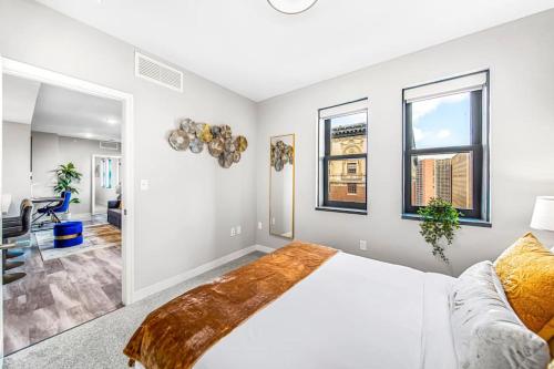 Chic 2-BR unit with Free Pool & Playhouse Square View 1103 in Cleveland, USA