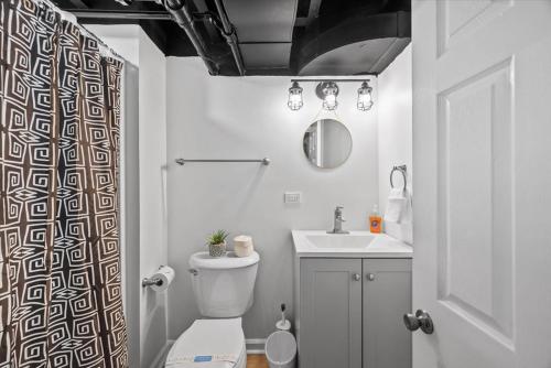 The Walnut Suites - The Emerald Suite in Pittsburgh, USA
