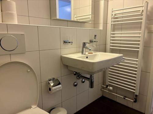 Cozy 2BR near Lake - Wille 8, Zúrich (foto 6)