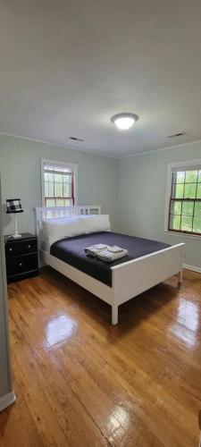 Charming 4br3ba Home In Mobile Community, Kingsport