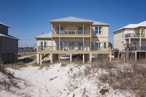 Sandy Castle Beach Home