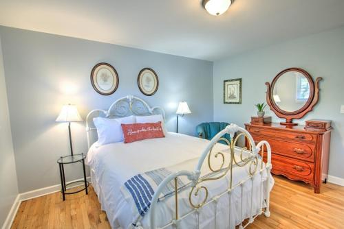 Charming Family Gem Close To State Street Pkg! in Bristol, USA
