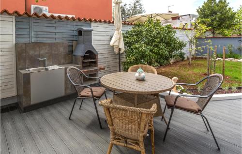 A szálláshely kívülről, 3 Bedroom Awesome Home In Barbariga in Vodnjan