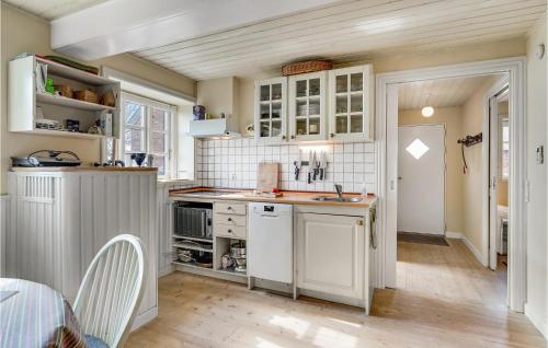 virtuve, Holiday Home Skarupøre Strandvej in Skarupore