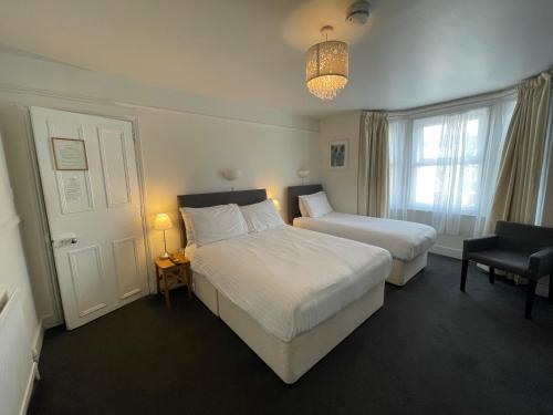 Newton House Guesthouse - image 11