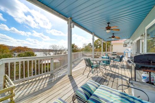 Fire Pit and Stunning Views Lake Eufaula Retreat! in Texanna, USA