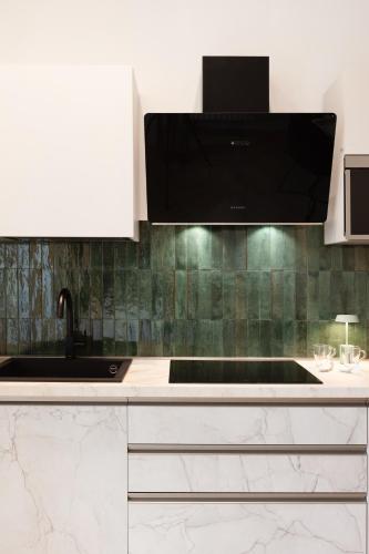 Gioberti's Apartment - 100 sqm - 2 Bedrooms and Free Private Parking in the Center, Turin (photo 4)