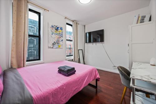 Monthly Lower East Side two Bedroom, New York (photo 5)