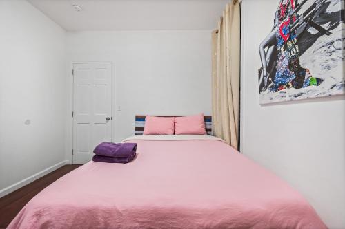 Monthly Lower East Side two Bedroom, New York (photo 6)