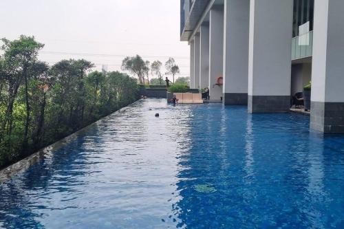 Apt Breeze Bintaro 1br With Netflix By Damaresa - Jakarta
