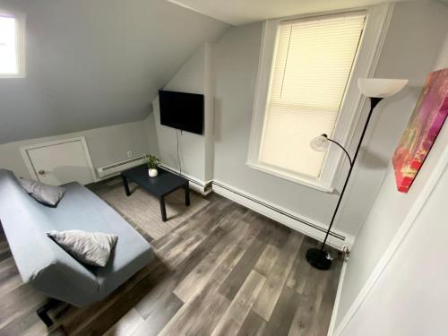 Delightful Attic studio near New York City in Jersey City, USA