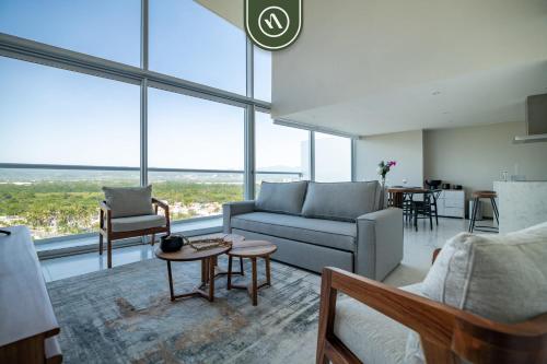 Stunning Oceanview 2BR Condo - Private Beach - Gym in Nuevo Vallarta , Mexico
