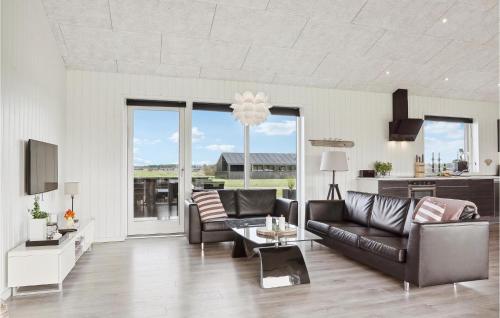  4 Bedroom Gorgeous Home In Løkken in Løkken