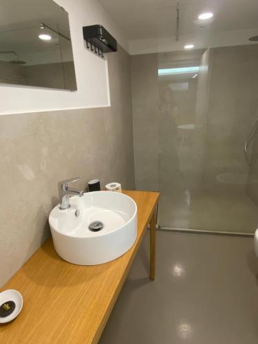 Luxury Triple Room image 3
